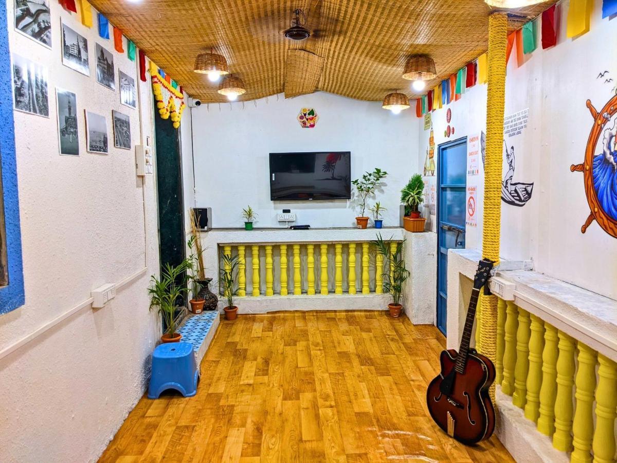 Awaara Backpackers Hostel, Alibag Bagian luar foto